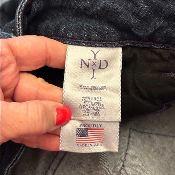 NYDJ bootcut denim jeans Size 10P EUC - Picture 9 of 10